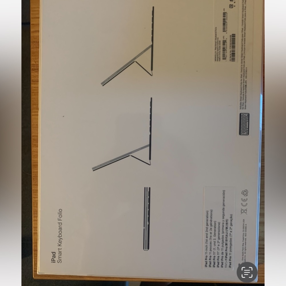 iPad Smart Keyboard Folio sealed in box